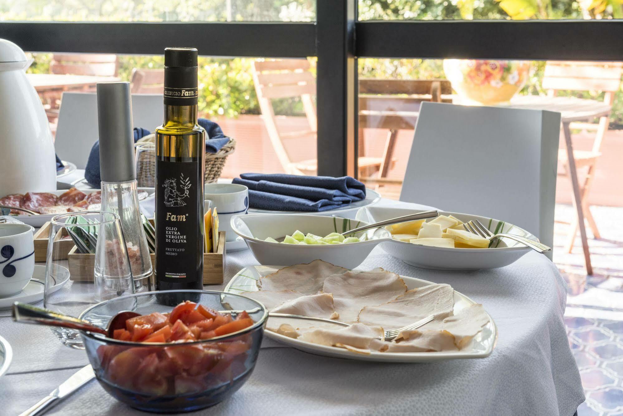 מונטקוריצ'ה Villa Gio B&B De Charme מראה חיצוני תמונה