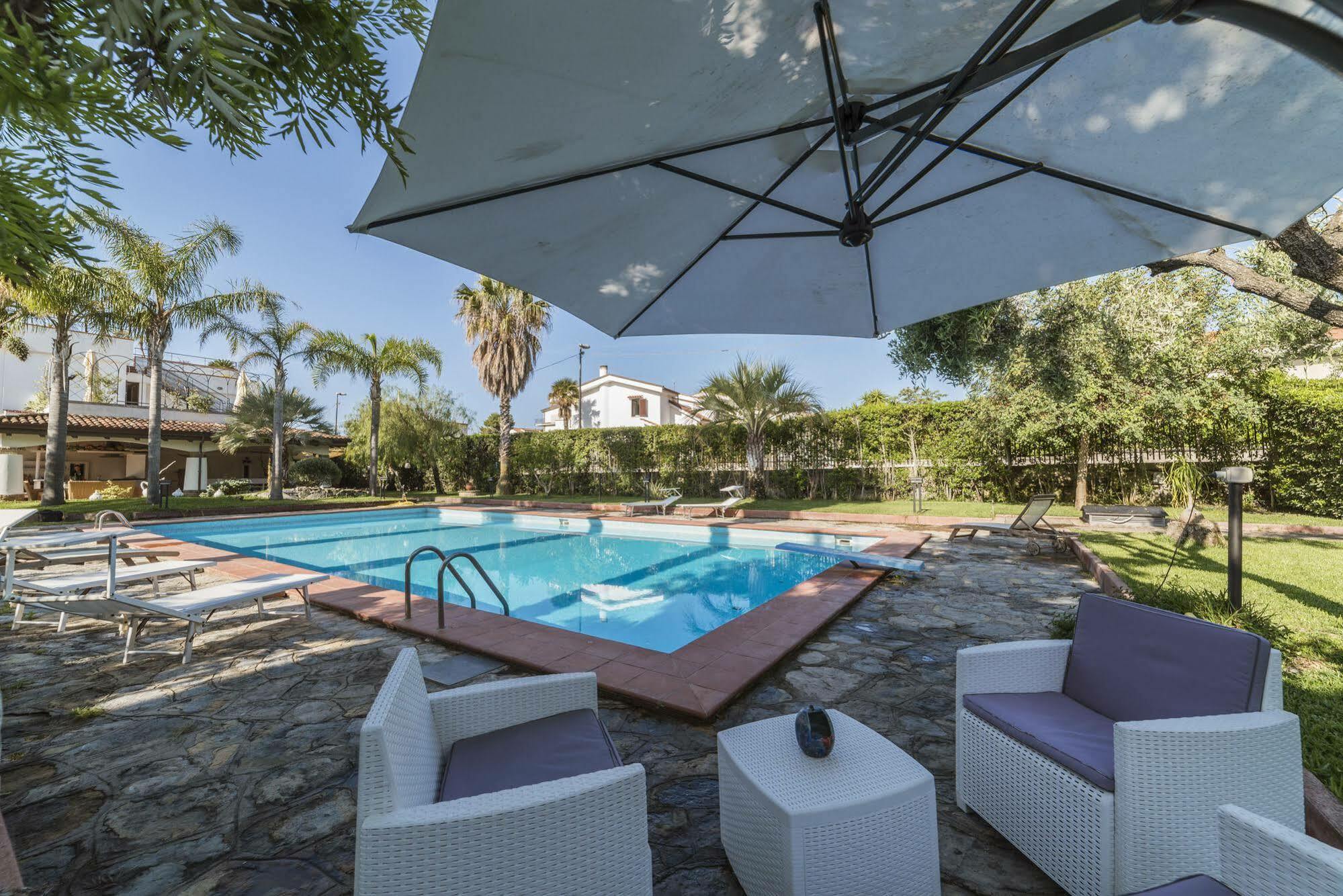 מונטקוריצ'ה Villa Gio B&B De Charme מראה חיצוני תמונה