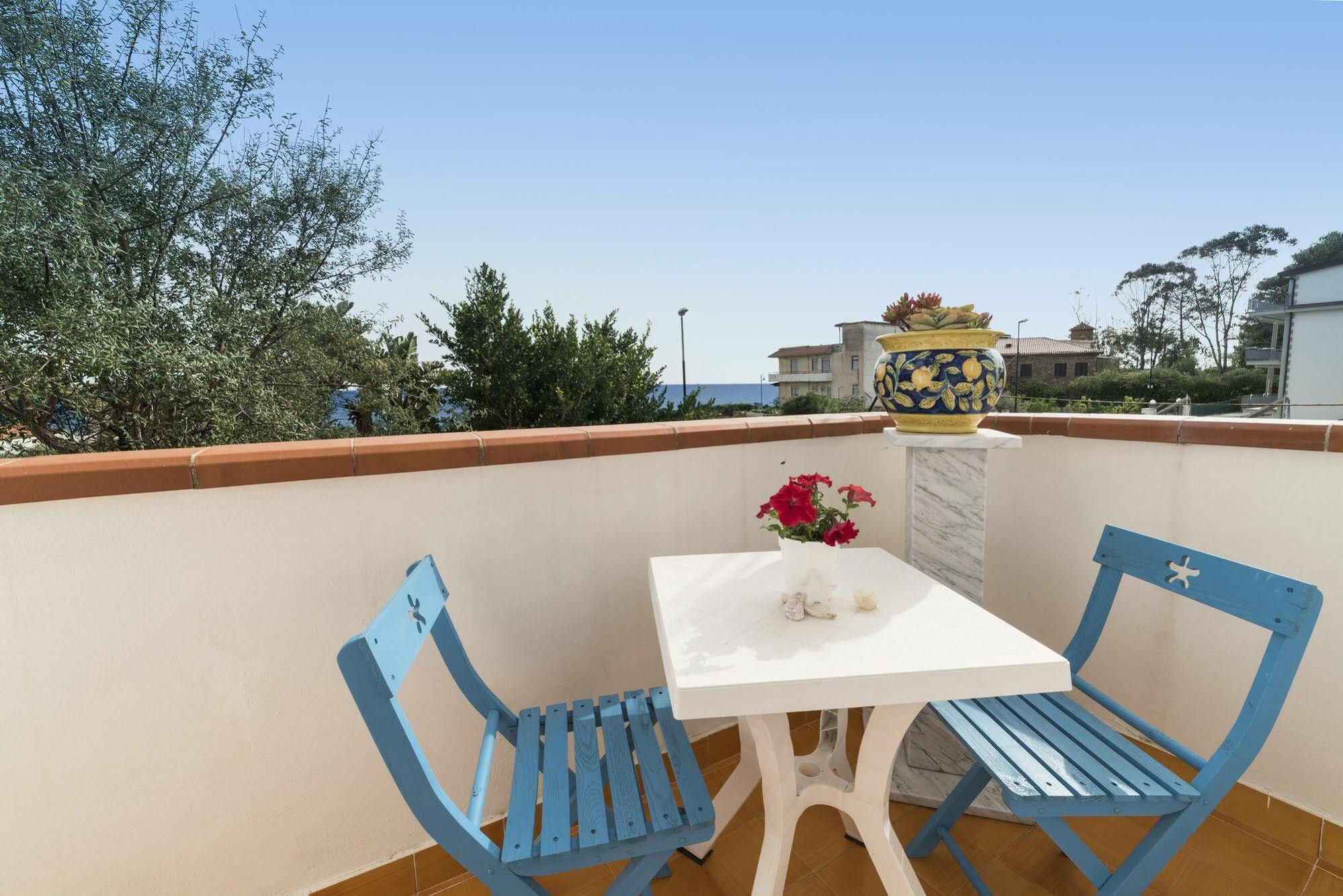 מונטקוריצ'ה Villa Gio B&B De Charme מראה חיצוני תמונה